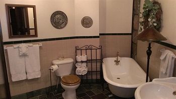 Stone Chalet B&B Inn And Event Center Ann Arbor Ngoại thất bức ảnh